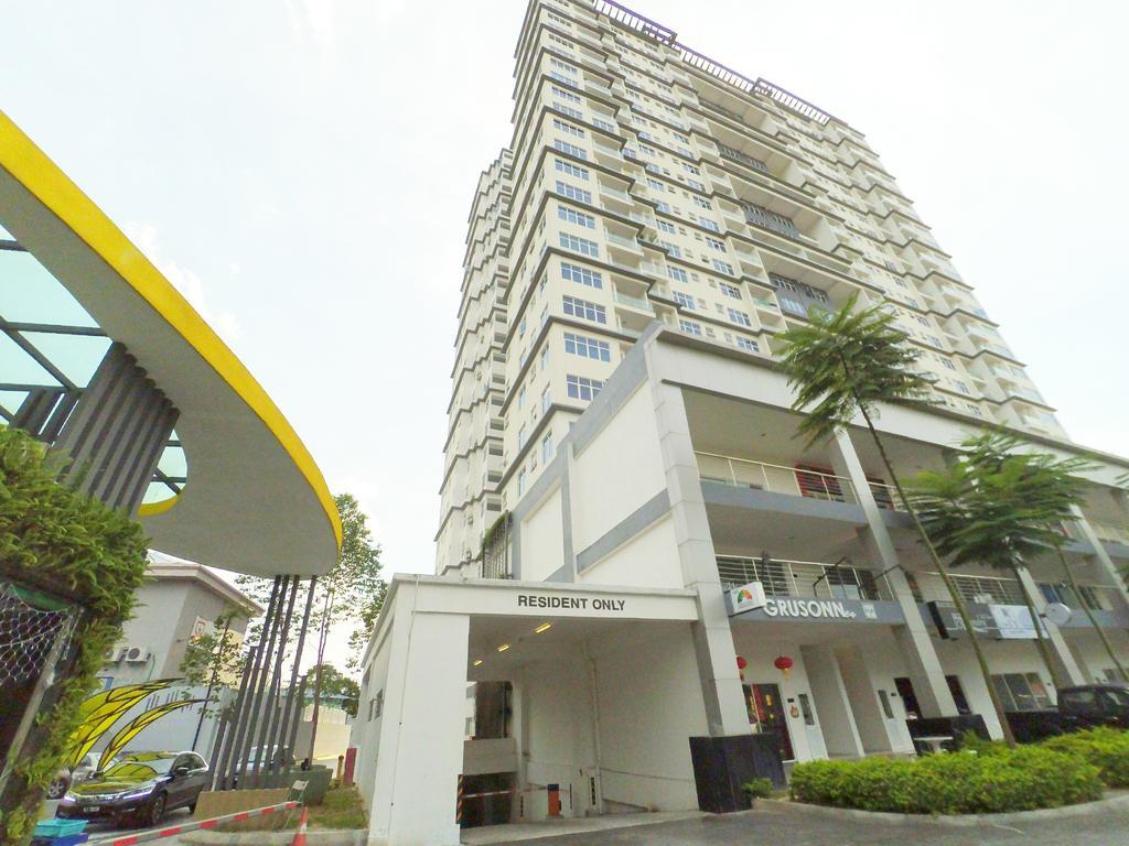 Apartment No.1 The Muji @ Skypod Puchong