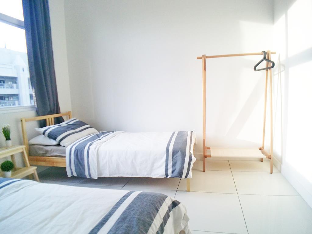 No.1 The Muji @ Skypod Apartment
